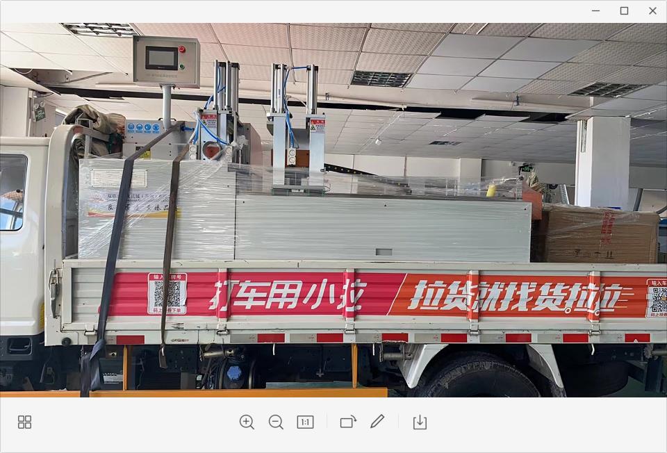 合作3年的老客戶(hù)，再次回購(gòu)一臺(tái)全自動(dòng)切鋁機(jī)設(shè)備發(fā)貨了